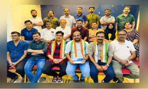 ഒ.​ഐ.​സി.​സി മ​ല​പ്പു​റം ജി​ല്ല ക​മ്മി​റ്റി ഭാ​ര​വാ​ഹി​ക​ൾ