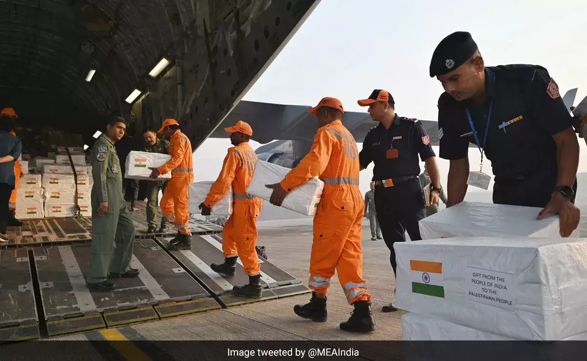 ഫലസ്തീന് സഹായവുമായി ഇന്ത്യ; അവശ്യവസ്തുക്കളുമായി എയർഫോഴ്സ് വിമാനം യാത്ര തിരിച്ചു ഫലസ്തീന് സഹായവുമായി ഇന്ത്യ; അവശ്യവസ്തുക്കളുമായി എയർഫോഴ്സ് വിമാനം യാത്ര തിരിച്ചു