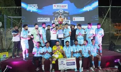 മീ​ഡി​യ​വ​ൺ സൂ​പ്പ​ർ ക​പ്പ് സീസൺ-2: കി​രീ​ടം ചൂ​ടി പ്ര​വാ​സി സോ​ക്ക​ർ സ്​​പോ​ർ​ട്ടി​ങ്​