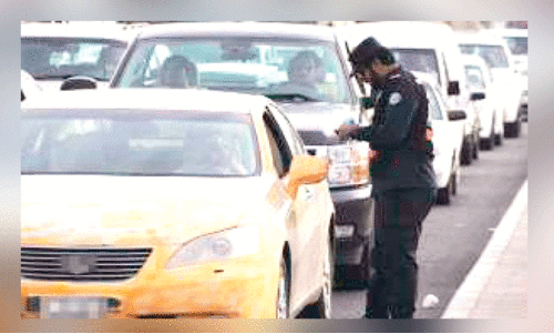 ഒ​രാ​ഴ്‌​ച 23,604 ഗ​താ​ഗ​ത ലം​ഘ​ന​ങ്ങ​ൾ; 134 വാ​ഹ​ന​ങ്ങ​ൾ പി​ടി​ച്ചെ​ടു​ത്തു