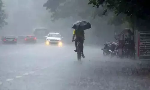 വിവിധ ജില്ലകളിൽ കേന്ദ്ര കാലാവസ്ഥ വകുപ്പ് മഞ്ഞ അലർട്ട് പ്രഖ്യാപിച്ചു വിവിധ ജില്ലകളിൽ കേന്ദ്ര കാലാവസ്ഥ വകുപ്പ് മഞ്ഞ അലർട്ട് പ്രഖ്യാപിച്ചു