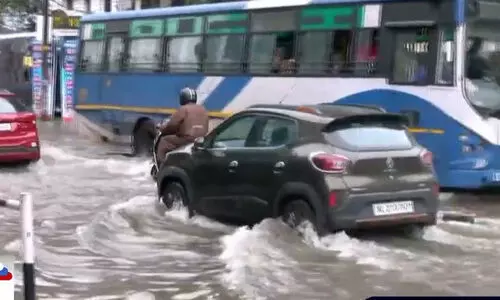 തലസ്ഥാനത്ത് പെരുമഴ, തമ്പാനൂരിൽ വമ്പൻ വെള്ളക്കെട്ട്