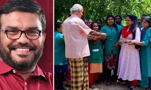 ഹരിതകർമ്മ സേനാംഗങ്ങളായ ശാലിനിയുടെയും സരിതയുടെയും നന്മ വിവരിച്ച് എം.ബി രാജേഷ്