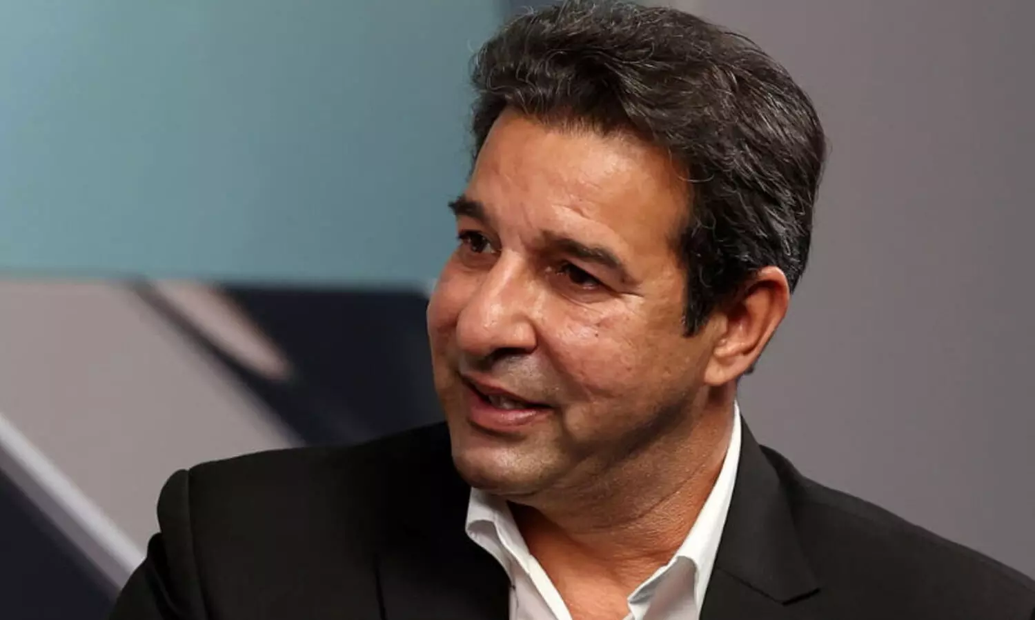 ദിവസവും എട്ടുകിലോ മട്ടൻ കഴിക്കുന്നുണ്ടാകും; പാകിസ്താൻ ടീം അംഗങ്ങളെ രൂക്ഷമായി വിമർശിച്ച് വസീം അക്രം