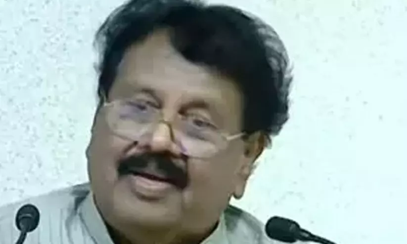 കുട്ടനെല്ലൂർ സഹകരണ ബാങ്കിനെതിരെ  വായ്പ തട്ടിപ്പ് പരാതിയുമായി റിസോർട്ട് ഉടമ