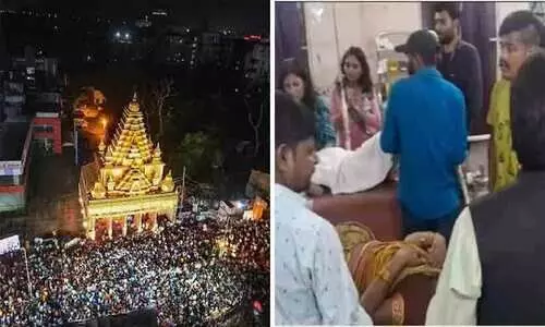 ദുർഗാപൂജക്കിടെ തിക്കിലും തിരക്കിലും പിഞ്ചുകുഞ്ഞ് ഉൾപ്പെടെ മൂന്ന് പേർ മരിച്ചു