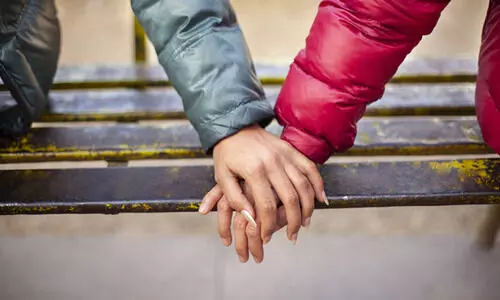 ലിവ്-ഇൻ ബന്ധങ്ങൾ വെറും  നേരമ്പോക്കെന്ന് അലഹബാദ് ഹൈകോടതി