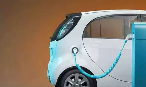 2030 ഓടെ ലോകമെമ്പാടും  ഇലക്ട്രിക് കാറുകൾ 10 ഇരട്ടി വർധിക്കുമെന്ന് റിപ്പോർട്ട്