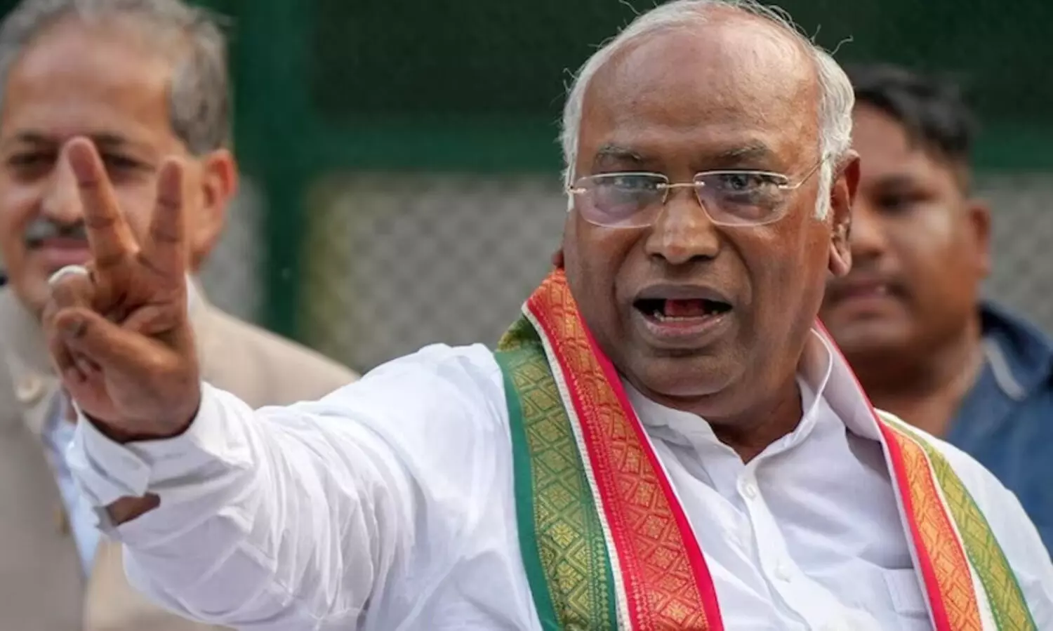 ഭരണഘടന നൽകുന്ന സ്വാതന്ത്ര്യം തകർക്കാൻ ബി.ജെ.പി സർക്കാർ ശ്രമിക്കുന്നു- മല്ലികാർജുൻ ഖാർഗെ