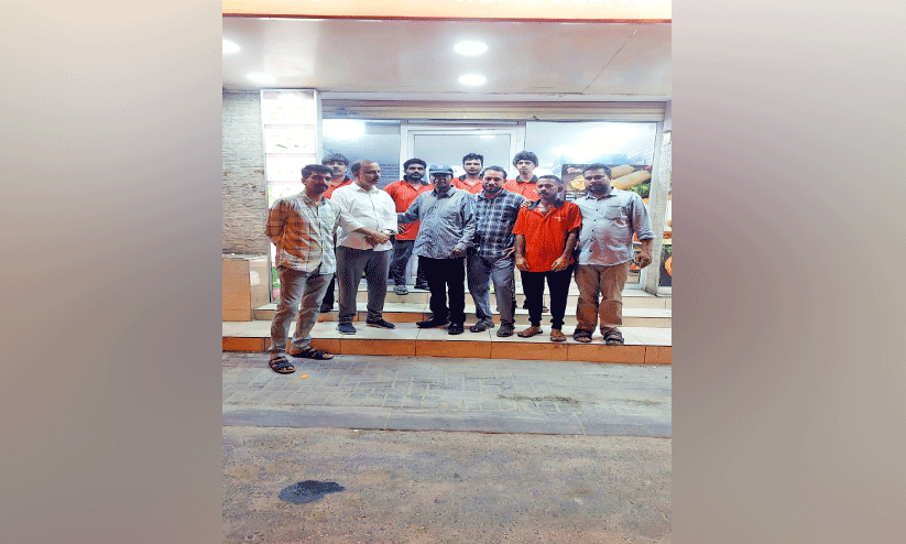 മ​ല​യാ​ളി​യു​ടെ സ​ഹാ​യം; ശ്രീ​ല​ങ്ക​ൻ സ്വ​ദേ​ശി നാ​ട​ണ​ഞ്ഞു