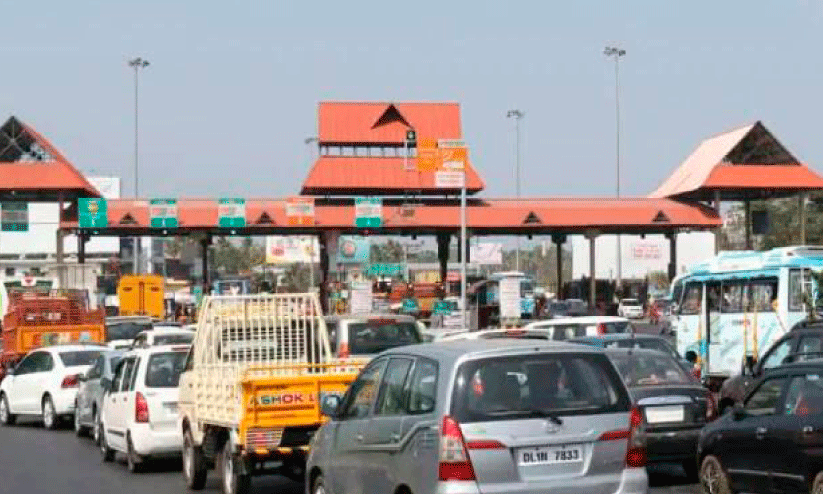 കോൺഗ്രസിന്റെ ടോൾ സമരം ആയുധമാക്കി എൽ.ഡി.എഫ് കോൺഗ്രസിന്റെ ടോൾ സമരം ആയുധമാക്കി എൽ.ഡി.എഫ്