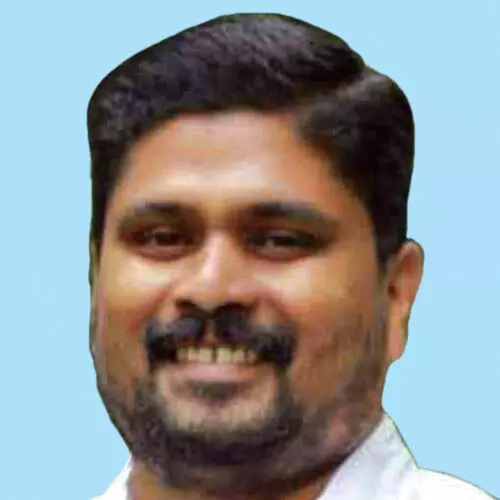 ന​ഗ​ര​സ​ഭ കൗ​ൺ​സി​ല​ർ റോ​ബി​ൻ ബാ​ബു