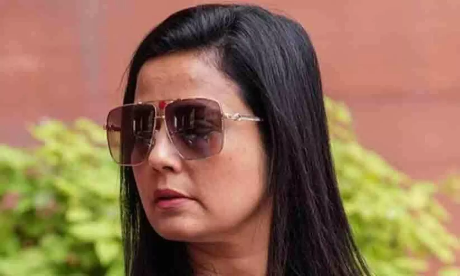 മഹുവ മൊയ്ത്ര ഈമാസം 31ന് ഹാജരാകണമെന്ന് എത്തിക്സ് കമ്മിറ്റി