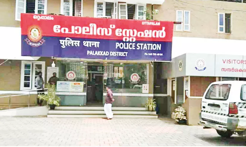 ഒറ്റപ്പാലം പൊലീസ് സ്റ്റേഷൻ ഐ.എസ്.ഒ തിളക്കത്തിൽ