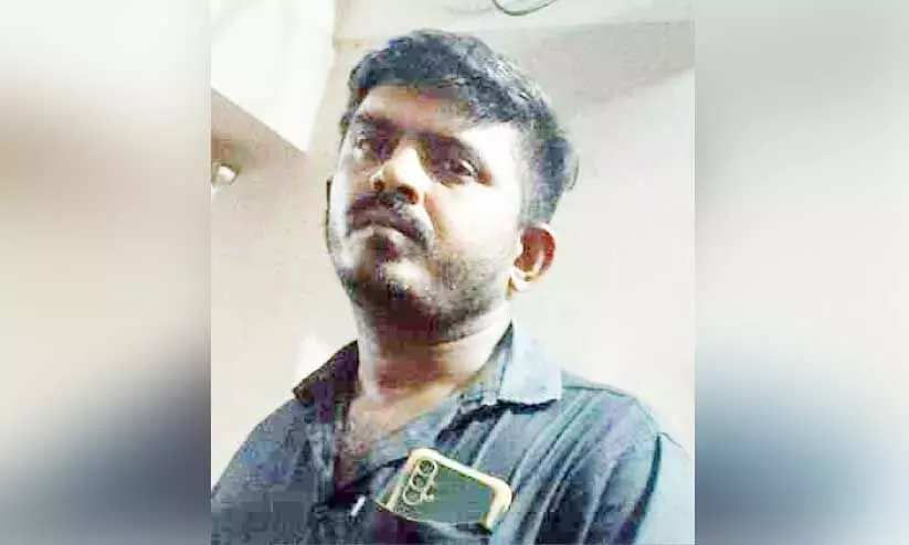 അധ്യാപകന്റെ അപകടമരണം: യഥാര്ഥ പ്രതി പിടിയില് അധ്യാപകന്റെ അപകടമരണം: യഥാര്ഥ പ്രതി പിടിയില്