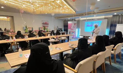 Organized by the Saudi National Hospital in Makkah Breast Cancer Awareness Campaign Organized by the Saudi National Hospital in Makkah Breast Cancer Awareness Campaign