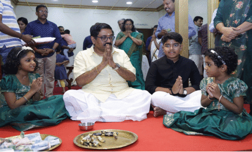 ഗു​രു​ദേ​വ സോ​ഷ്യ​ൽ സൊ​സൈ​റ്റി​യി​ൽ വി​ദ്യാ​രം​ഭം