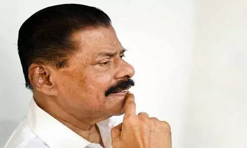 ഒ​രു മൊ​റാ​ഴ​ക്കാ​ര​ന്‍റെ   മാ​ർ​ക്സി​സ്റ്റ് വ​ഴ​ക്ക​ങ്ങ​ൾ