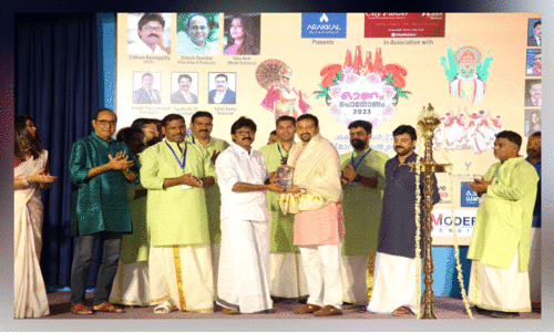 അ​നീ​ഷ് ക​ട​വി​ലി​ന് ജി.​സി.​സി ക​ൾ​ച​റ​ൽ എ​ക്സ​ല​ൻ​സ് അ​വാ​ർ​ഡ്