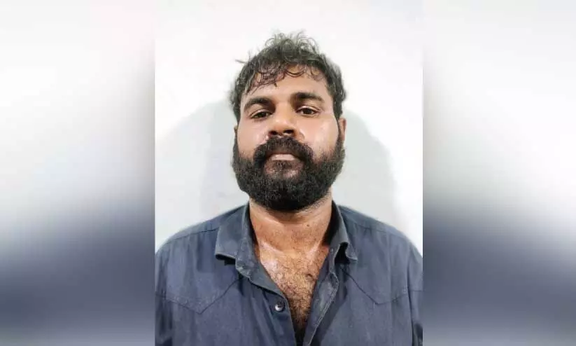 മോ​ഷ​ണം ന​ട​ത്തി മു​ങ്ങി​യ കേ​സ്; ത​മി​ഴ്നാ​ട്ടി​ലെ ഒ​ളിസ​ങ്കേ​ത​ത്തി​ൽ​നി​ന്ന് പ്ര​തി​യെ പി​ടി​കൂ​ടി