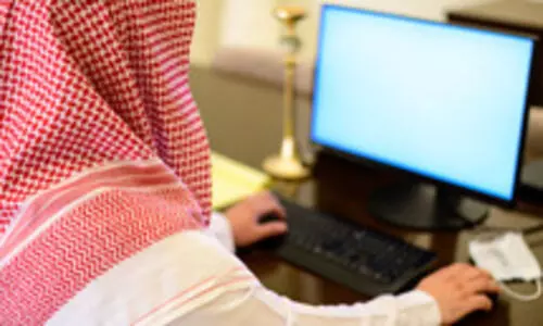 ദുബൈയിൽ സർക്കാർ ജീവനക്കാർക്ക്​ വർക്​ ഫ്രം ഹോം; ചില സ്കൂളുകളിൽ ഓൺലൈൻ പഠനം