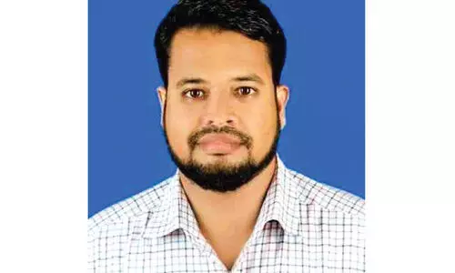 മ​ല​യാ​ളി പ്ര​ഫ​സ​റു​ടെ പു​സ്ത​കം ഈ​ജി​പ്തി​ൽ പ്ര​സി​ദ്ധീ​ക​രി​ച്ചു