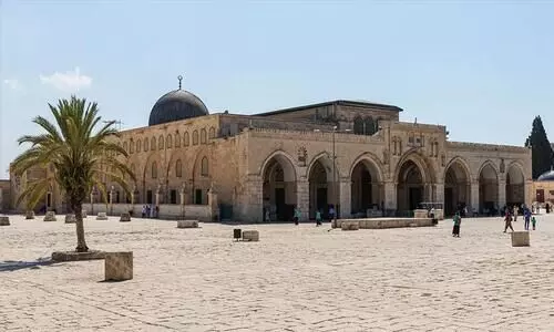 വെള്ളിയാഴ്ച പ്രാർഥന: അൽ അഖ്സ പള്ളിയിലേക്കുള്ള വഴികളടച്ച് ഇസ്രായേൽ