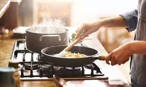 UK couple slapped with ₹11 lakh gas bill after not paying for 18 years