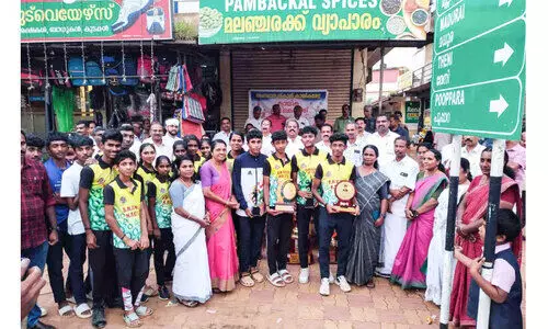 സ്കൂൾ കായികതാരങ്ങൾക്ക് സ്വീകരണം നൽകി