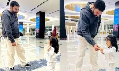 കുട്ടി ഫാനോട് കുശലം പറഞ്ഞ് മമ്മൂട്ടി; ചിത്രങ്ങള്‍ വൈറൽ