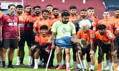 ഐ ലീഗിന് ഇന്ന് തുടക്കം: കിരീടം തിരിച്ചുപിടിക്കാൻ ഗോകുലം ഐ ലീഗിന് ഇന്ന് തുടക്കം: കിരീടം തിരിച്ചുപിടിക്കാൻ ഗോകുലം