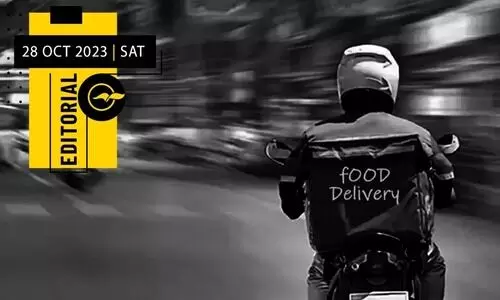 വയറ്റത്തടിക്കലല്ല ഹീറോയിസം