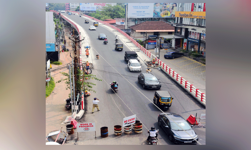ഉ​ദ്ഘാ​ട​ന​ത്തി​നൊ​രു​ങ്ങിയ സി.​എ​ച്ച് മേ​ൽ​പ്പാ​ലം