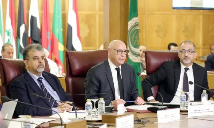 Madi Al Khamis speaks at the Arab Media Forum meeting Madi Al Khamis speaks at the Arab Media Forum meeting