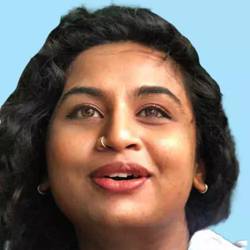 ശ​ബ്നം ഗ​ഫൂ​ർ