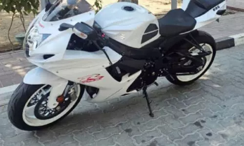 280 കി.​മീ​റ്റ​ർ വേ​ഗ​ത്തി​ൽ ബൈ​ക്ക്​ യാ​ത്ര; യു​വാ​വ്​   അ​റ​സ്റ്റി​ൽ