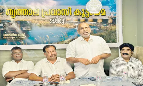 Reception given by Trithala Pravasi Kootaima Jeddah ,  Matapat Saidalipu speaks in the program