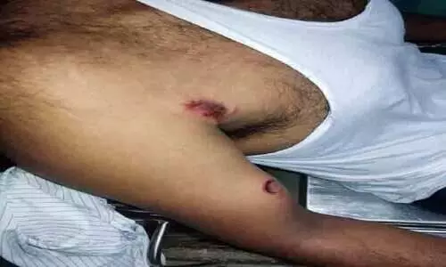 വിദ്യാർഥികളും ദേശീയപാത കരാര്‍ തൊഴിലാളികളും ഏറ്റുമുട്ടി