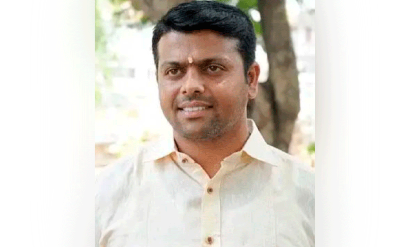 മുഖ്യമന്ത്രിക്കെതിരെ പോസ്റ്റ്; എം.എൽ.എക്ക് എതിരെ കേസ് മുഖ്യമന്ത്രിക്കെതിരെ പോസ്റ്റ്; എം.എൽ.എക്ക് എതിരെ കേസ്