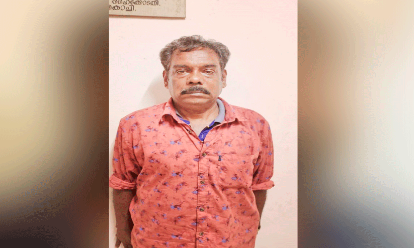 വ​സ്തു ത​ർ​ക്കം; അ​നു​ജ​നെ  കു​ത്തി​യ സ​ഹോ​ദ​ര​ൻ റി​മാ​ൻ​ഡി​ൽ