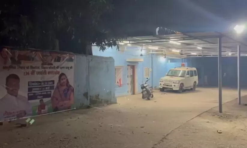 കോൺഗ്രസ് എം.എൽ.എയുടെ വീട്ടിൽ യുവാവിനെ മരിച്ചനിലയിൽ കണ്ടെത്തി കോൺഗ്രസ് എം.എൽ.എയുടെ വീട്ടിൽ യുവാവിനെ മരിച്ചനിലയിൽ കണ്ടെത്തി