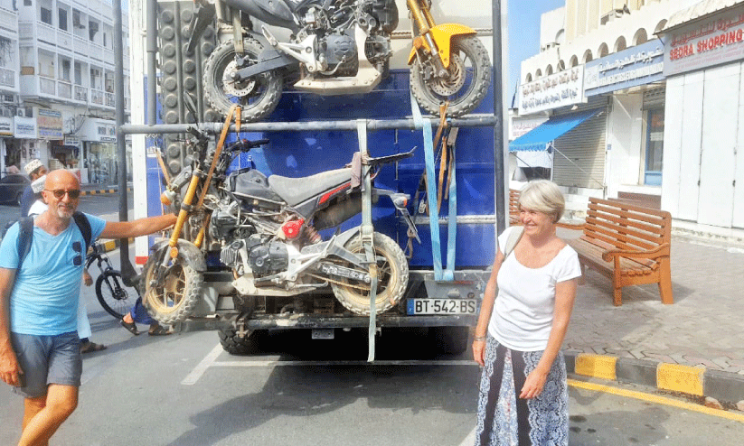 ഒമാനിലെത്തിയ ഫ്രാങ്ക്, മുര്ലിയ ദമ്പതികൾ ഒമാനിലെത്തിയ ഫ്രാങ്ക്, മുര്ലിയ ദമ്പതികൾ