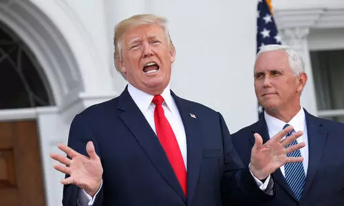 യു.എസ് പ്രസിഡന്റ് തെരഞ്ഞെടുപ്പ്: മത്സരത്തിൽ നിന്നും പിന്മാറി പെൻസ്; സ്ഥാനാർഥിയാവാനുള്ള ട്രംപിന്റെ സാധ്യതയേറി