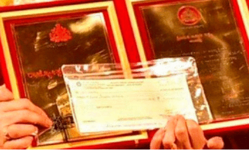 ക​ന്ന​ട രാ​ജ്യോ​ത്സ​വ  പു​ര​സ്കാ​രം 68 പേ​ർ​ക്ക്