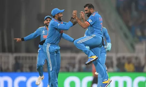 ഇന്ത്യൻ പേസിൽ ഇംഗ്ലണ്ട് തവിടു​പൊടി; 100 റൺസ് ജയം