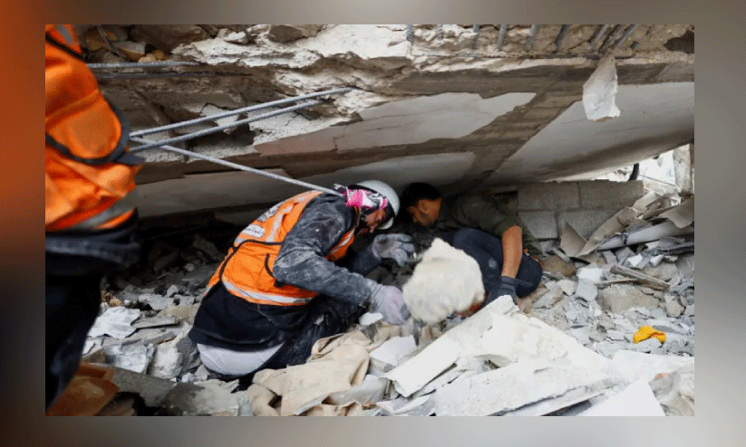 ഡിഫൻസ് പ്രവർത്തകർ