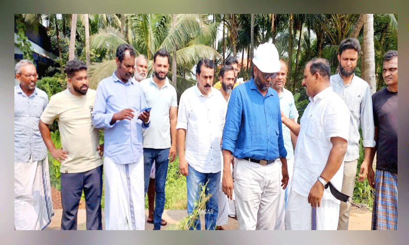 മൊഗ്രാൽ വലിയ ജുമാ മസ്ജിദ് റോഡ്; ദേശീയപാതയിൽ അടിപ്പാതക്കായി സമ്മർദം മൊഗ്രാൽ വലിയ ജുമാ മസ്ജിദ് റോഡ്; ദേശീയപാതയിൽ അടിപ്പാതക്കായി സമ്മർദം