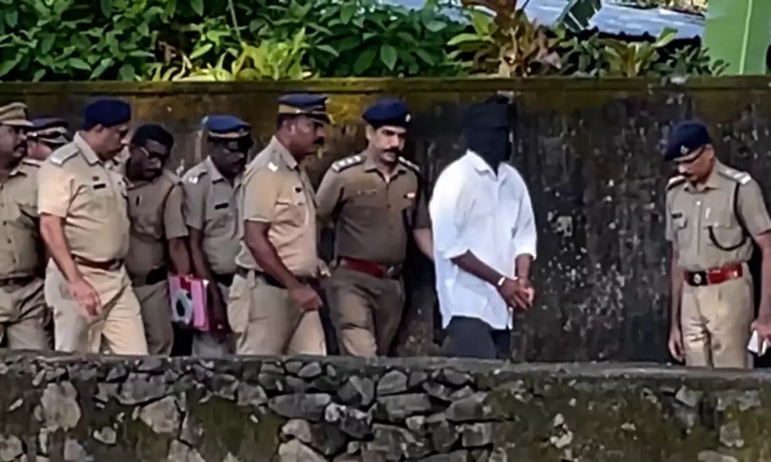 കേരളത്തെ ഭീകരവല്‍ക്കരിക്കാന്‍ അനുവദിക്കരുതെന്ന് എസ്.ഡി.പി.ഐ