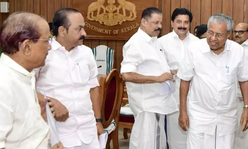 ഛിദ്രീകരണ ശ്രമങ്ങളെ അതിജീവിച്ച് ഒറ്റമനസ്സായി മുന്നോട്ടുപോകണം; ‘സാഹോദര്യവും സഹവർത്തിത്വവും ജീവൻ കൊടുത്തും നിലനിർത്തും’ ഛിദ്രീകരണ ശ്രമങ്ങളെ അതിജീവിച്ച് ഒറ്റമനസ്സായി മുന്നോട്ടുപോകണം; ‘സാഹോദര്യവും സഹവർത്തിത്വവും ജീവൻ കൊടുത്തും നിലനിർത്തും’