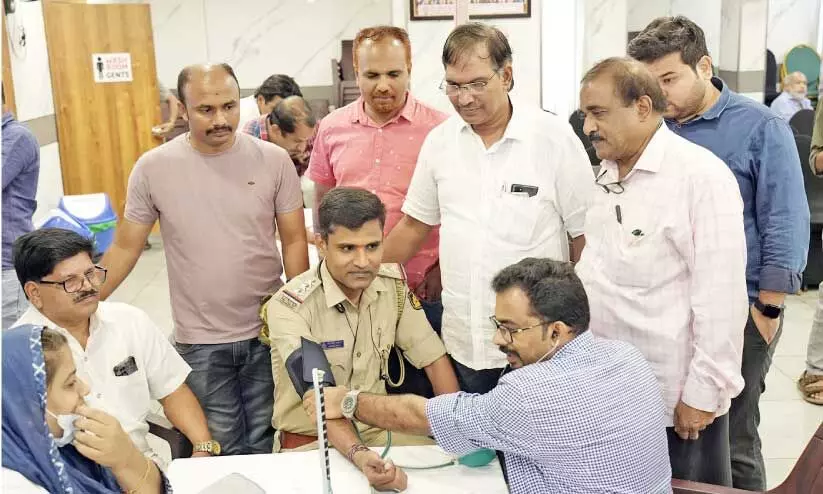 ‘മെ​ഡി​ക്ക​ല്‍ ക്യാ​മ്പു​ക​ള്‍ ജീ​വി​ത​ശൈ​ലി രോ​ഗ​ങ്ങ​ള്‍ ക​ണ്ടെ​ത്താ​ന്‍ സ​ഹാ​യി​ക്കും’